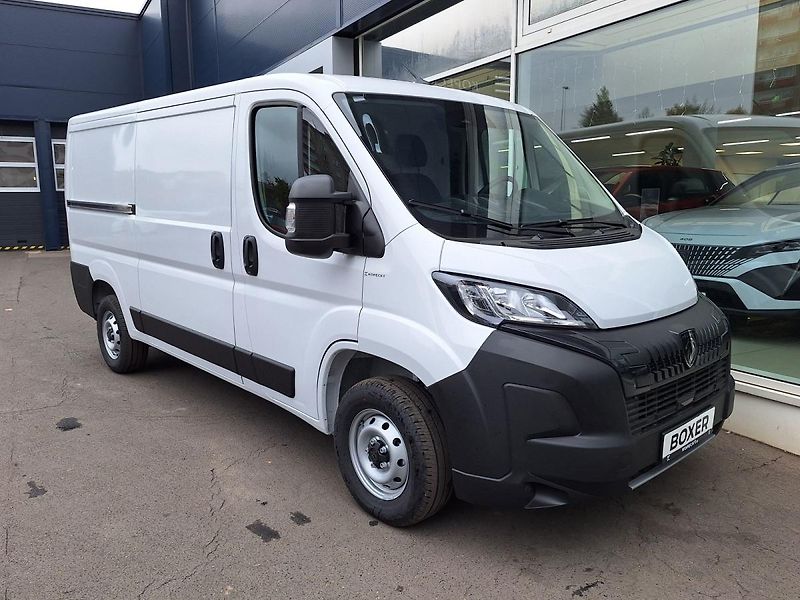 Peugeot Boxer (2026) FG 3000 L2H1 BHDi 120k MAN6 - fotka 9 z 17