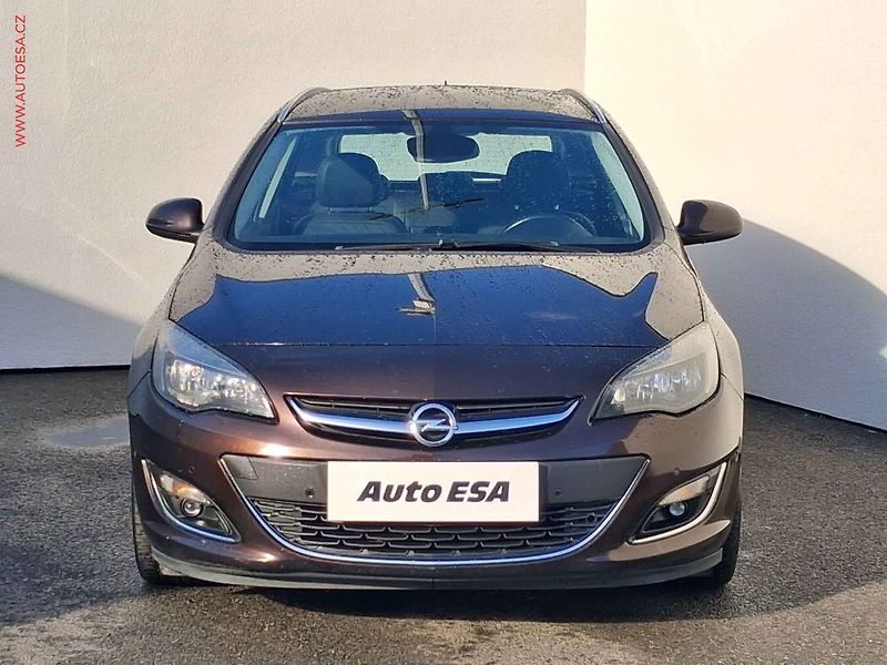 Opel Astra (2015) 2.0 CDTi, 2.maj,ČR, AC - fotka 2 z 16