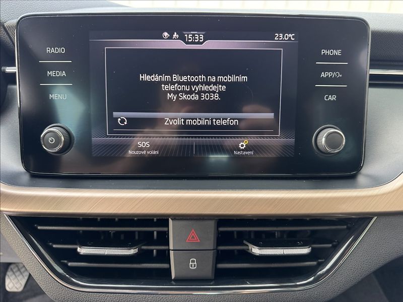 Škoda Scala 1,0 TSI STYLE DPH 1.maj. ČR - fotka 36 z 50