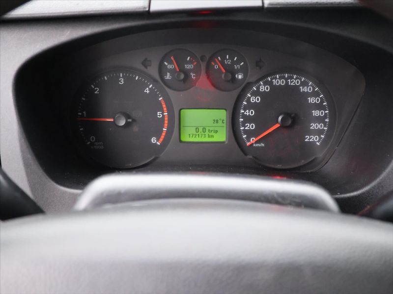 Ford Transit 2,2 TDCi 92kW 330L Base 7-Míst - fotka 14 z 25