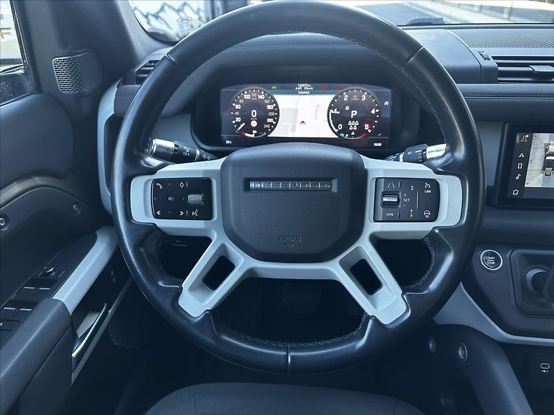 Land Rover Defender 2,0 - fotka 11 z 22