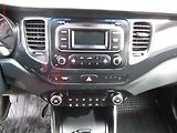 Kia Carens (2014) 1.7 CRDi, ČR, TZ - náhled 15