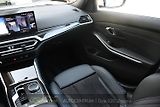 BMW Řada 3 320D XDRIVE M-SPORT ČR HUD - náhled 24