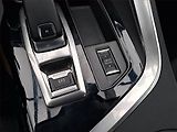 Peugeot 3008 (2021) Active Pack 1.2 PureTech - náhled 19