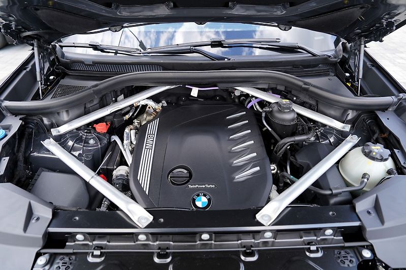 BMW X5 40d xDrive, Mpaket/21/Led/ČR - fotka 10 z 49