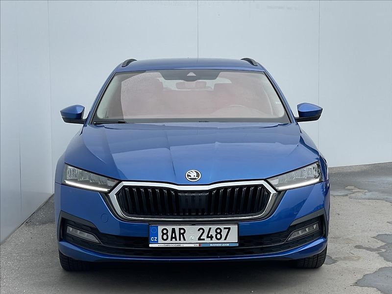 Škoda Octavia 2,0 TDI DSG Ambition Plus PDC - fotka 22 z 23