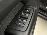 Volvo XC60 B4 CORE AUT 1.maj. - náhled 39