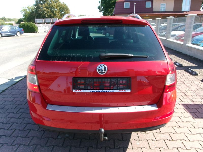 Škoda Octavia 4X4 AUTOKLIMA TAŽNÉ - fotka 6 z 34