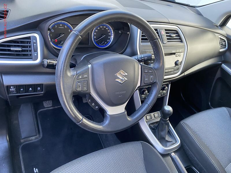 Suzuki S-Cross (2013) 1.6 VVT, Club, +kola, TZ - fotka 12 z 18