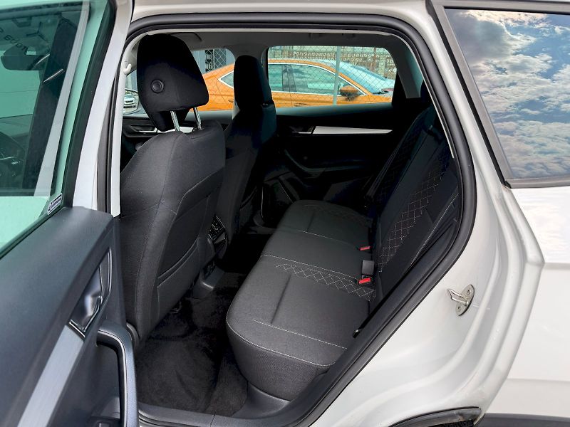 Škoda Karoq (2021) 1.5 TSI 110 kW DSG - fotka 10 z 24
