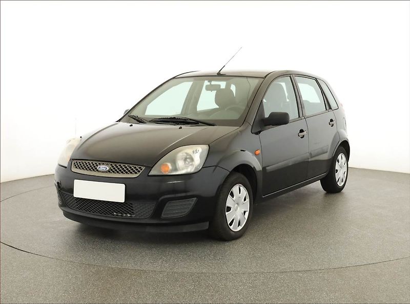 Ford Fiesta (2007) 1.4 16V, po STK, Tažné - fotka 2 z 15