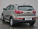 Kia Sportage (2012) 2.0 CRDi 4x4, ČR, AT, park - náhled 6