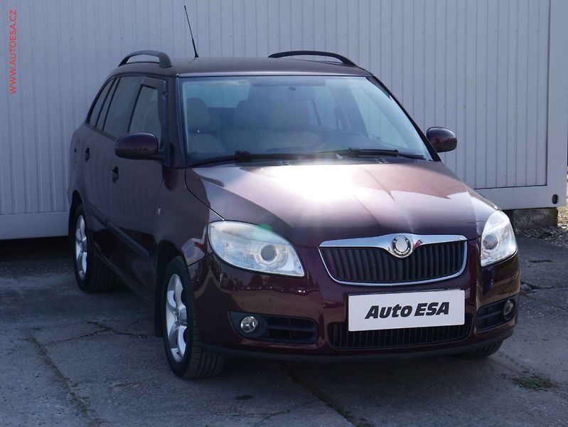 Škoda Fabia (2009) 1.4 16V, Výhř.sed, TZ - fotografie inzerátu