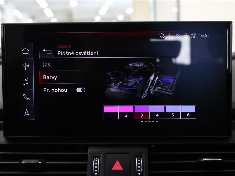 Audi Q5 2,0 e55TFSi Q. S-Line B&O ČR - fotka 18 z 40