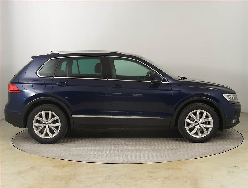 Volkswagen Tiguan (2019) 1.5 TSI - fotka 6 z 23