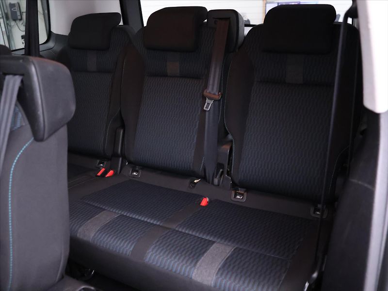 Peugeot Traveller 2,0 HDi 106kW CZ L2 8-Míst DPH - fotka 15 z 28