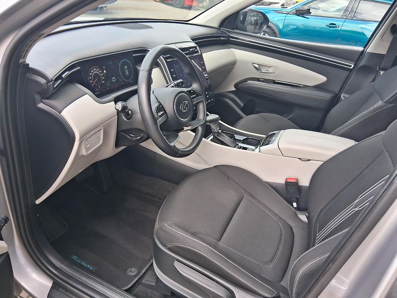 Hyundai Tucson SMART 1.6 T-GDi 110 kW - fotka 10 z 28