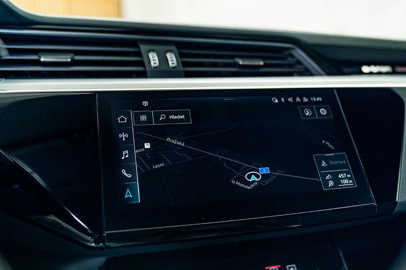Audi e-tron 55 300kW Matrix Tažné ZÁRUKA - fotka 20 z 37