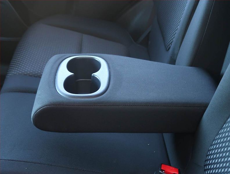 Mitsubishi Outlander (2018) Intense 2.0, 4X4, Automat - fotka 23 z 25