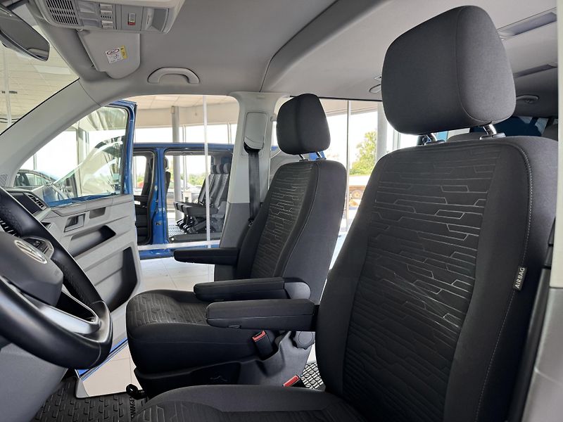 Volkswagen Caravelle 2,0TDI DSG*LONG*REZERVACE! - fotka 14 z 34