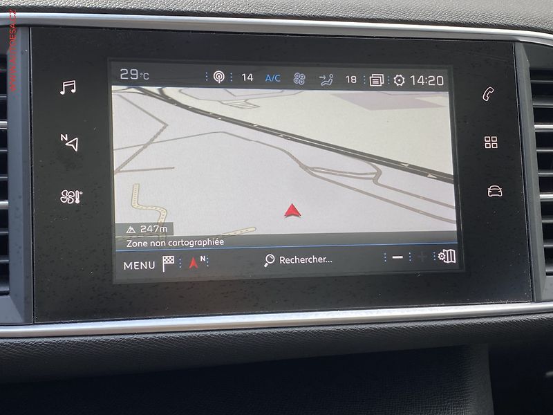 Peugeot 308 (2018) 1.5 HDi, Allure, panor, navi - fotka 16 z 17
