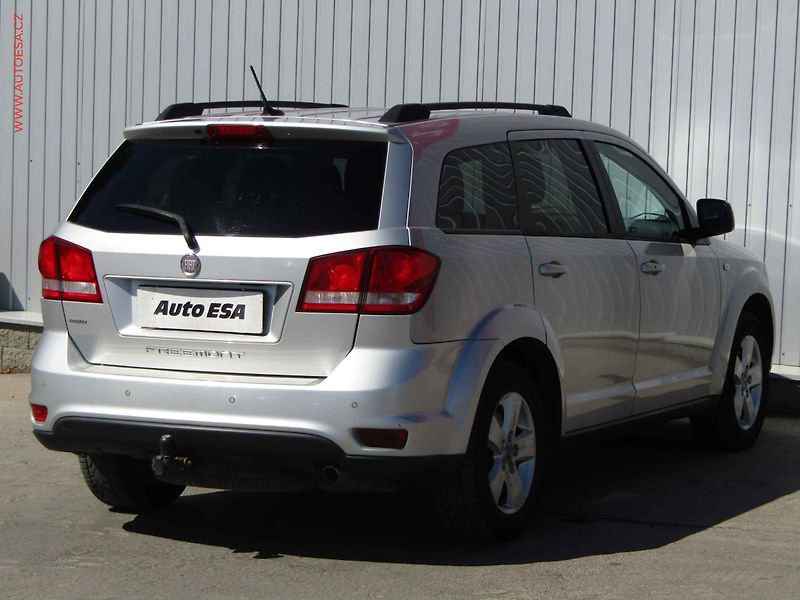 Fiat Freemont (2012) 2.0 JTD 4x4, 7míst, AC, TZ - fotka 4 z 22