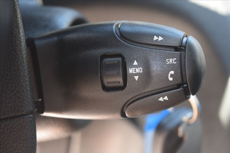 Peugeot 5008 1,6 HDI 84KW AUTOMAT PO SERVIS - fotka 39 z 49