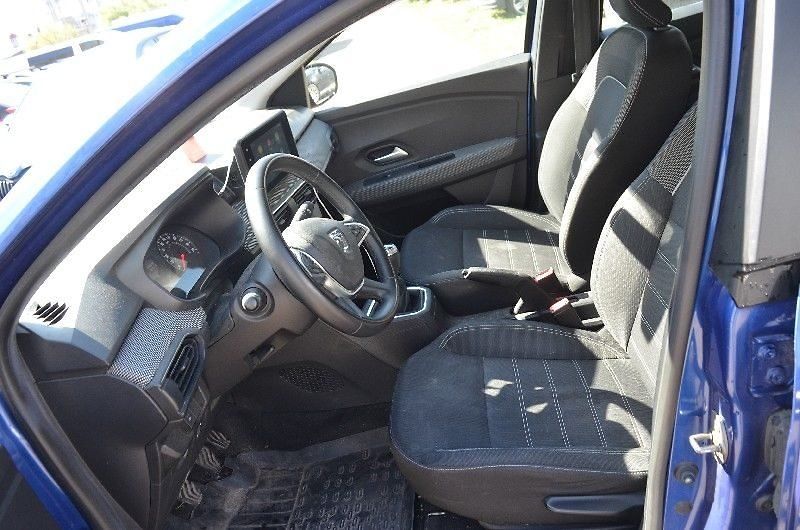 Dacia Sandero - fotka 15 z 17