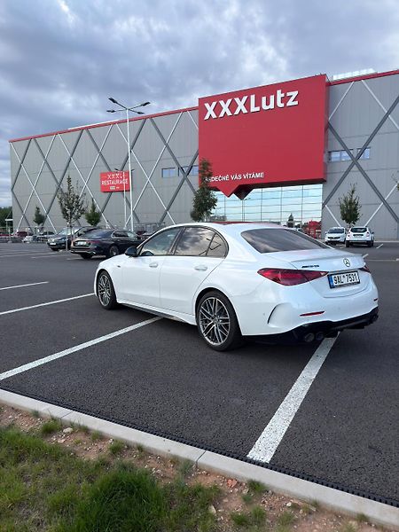 Mercedes-Benz Třídy C (2022) TOP VÝBAVA! AMG VÝFUKY - fotka 4 z 8