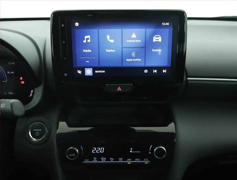 Toyota Yaris Cross (2024) 1.5 VVT-iE - fotka 12 z 16