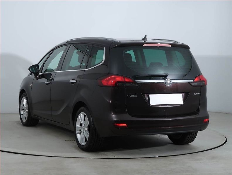 Opel Zafira (2012) 1.4 Turbo, 7 míst, Navi - fotka 4 z 21