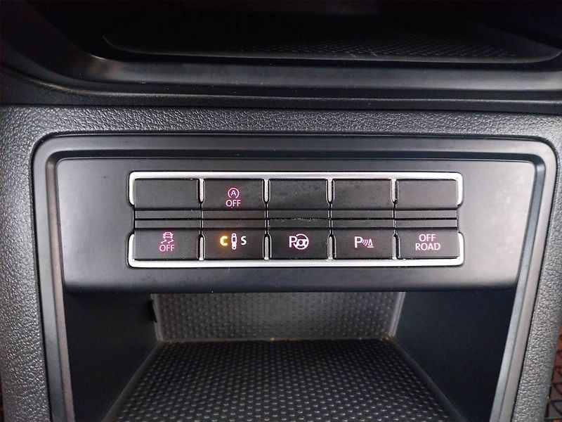 Volkswagen Tiguan (2012) 2.0 TDI, 4X4, Automat - fotka 18 z 19