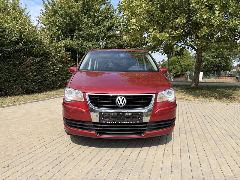 Volkswagen Touran 1.6 75KW 7 míst Trendline  - fotka 17 z 33