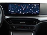 BMW Řada 3 330i xDrive Touring - náhled 14