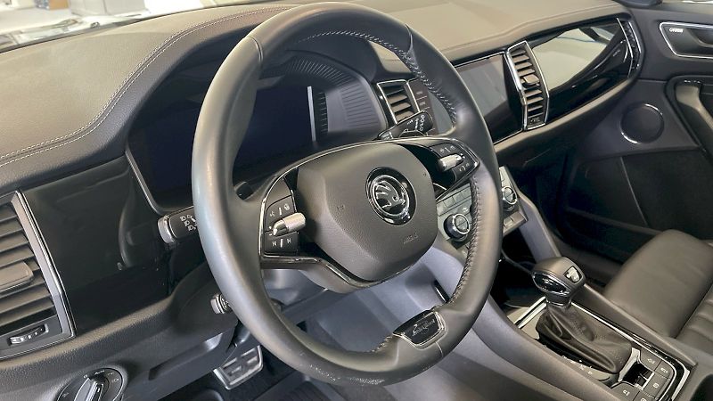 Škoda Kodiaq (2022) Laurin&Klement 2,0TDI 147Kw DS - fotka 18 z 35