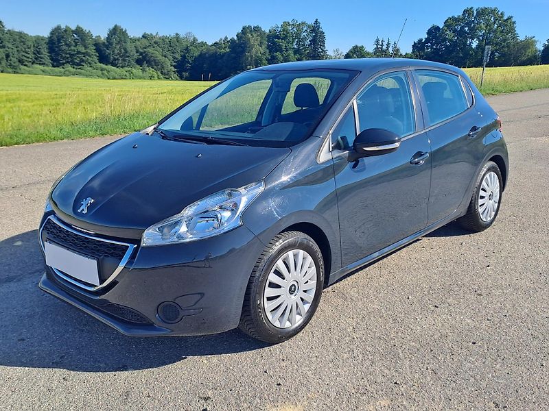 Peugeot 208 (2015) 1.0 PĚKNÝ STAV - fotka 1 z 22