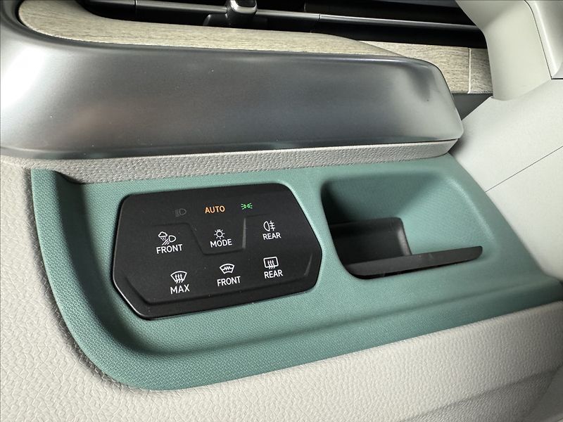 Volkswagen ID.Buzz Pro 150kW IQ Light 360° Kamera - fotka 24 z 50