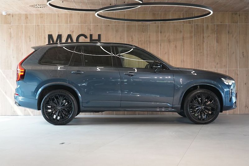Volvo XC90 B5 PLUS Black Edition, 360° - fotka 6 z 48