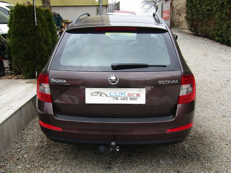 Škoda Octavia (2013) 1.2 TSI 77kW - fotka 12 z 36
