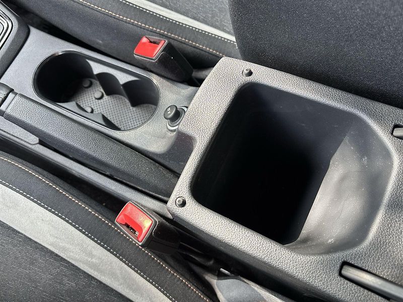 Škoda Scala (2024) 1.0 TSI DSG Top Selection - fotka 23 z 31