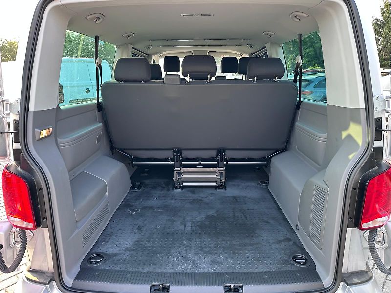 Volkswagen Caravelle 2.0 TDI 4Motion 110kW DSG - fotka 18 z 18