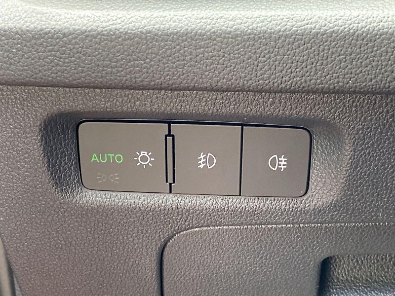 Škoda Octavia (2021) Combi 2.0 TDI DSG RS - fotka 23 z 39
