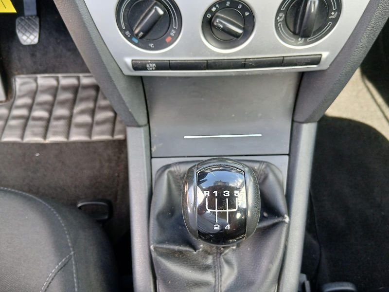 Škoda Octavia 2, 1.9 TDI, verze bez DPF - fotka 20 z 31