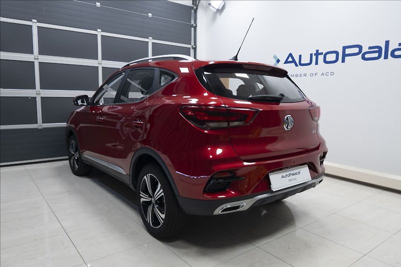 MG ZS 1,5 ESSENTIAL PLUS ZÁRUKA 2031 - fotka 6 z 41