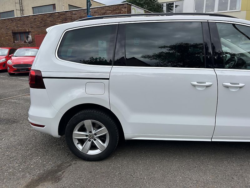 Volkswagen Sharan (2016) 1,4TSi 110 Comfortline 7 míst  - fotka 21 z 58