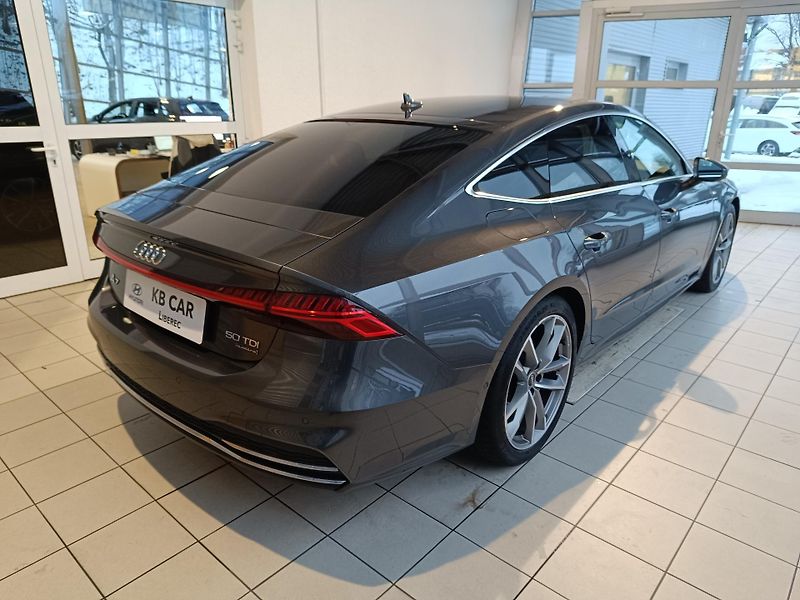 Audi A7 (2023) 3.0TDi 210kW S-line AT - fotka 4 z 27