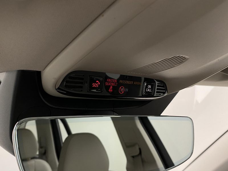 Volvo XC90 B5 AWD INSCRIPTION AUT CZ 7m - fotka 32 z 49