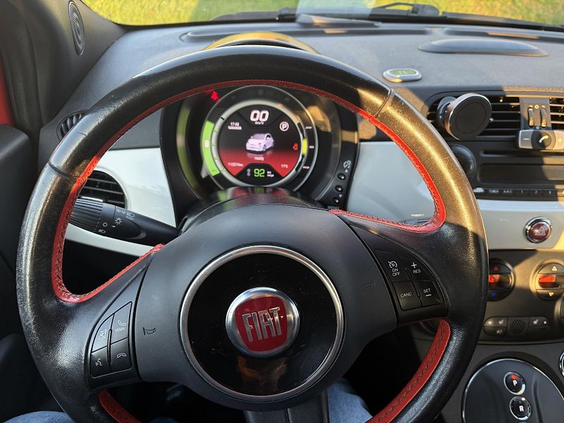 Fiat 500 (2014) - fotka 11 z 14