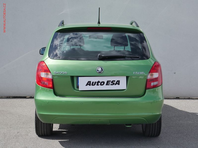Škoda Fabia (2014) 1.6 TDi, Ambiente, TZ - fotka 5 z 19