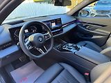 BMW Řada 5 540xD-M PRO-R20-PANO-H&K - náhled 10